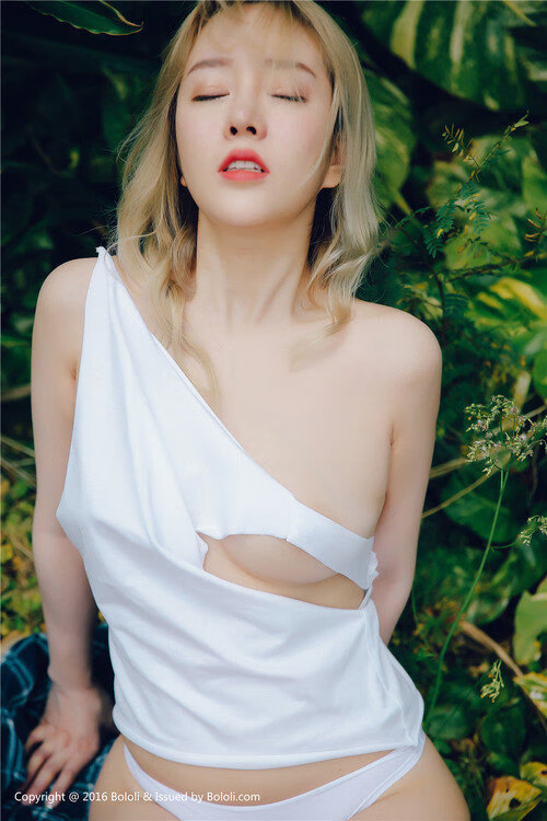 惊天重置！足球史另类时空裂痕，苏亚雷斯连续得分拉开差距，曼联横扫皇马